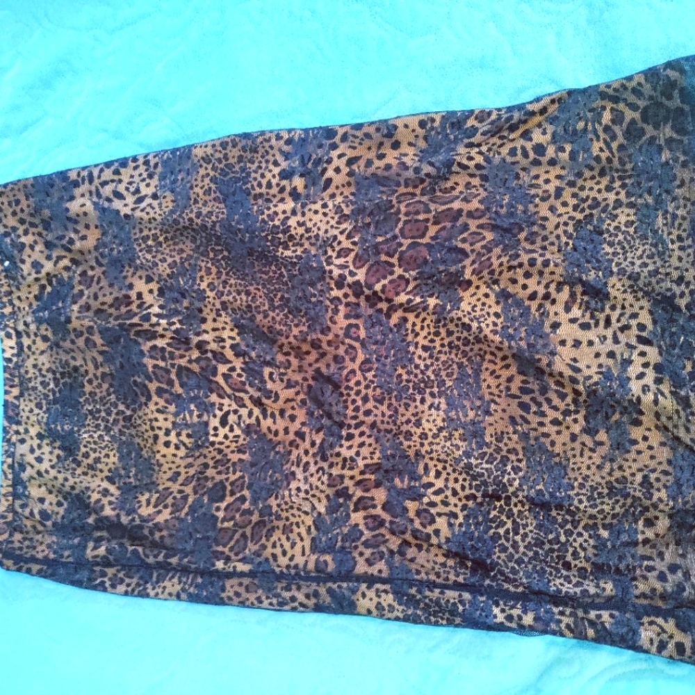 Leopard print skirt